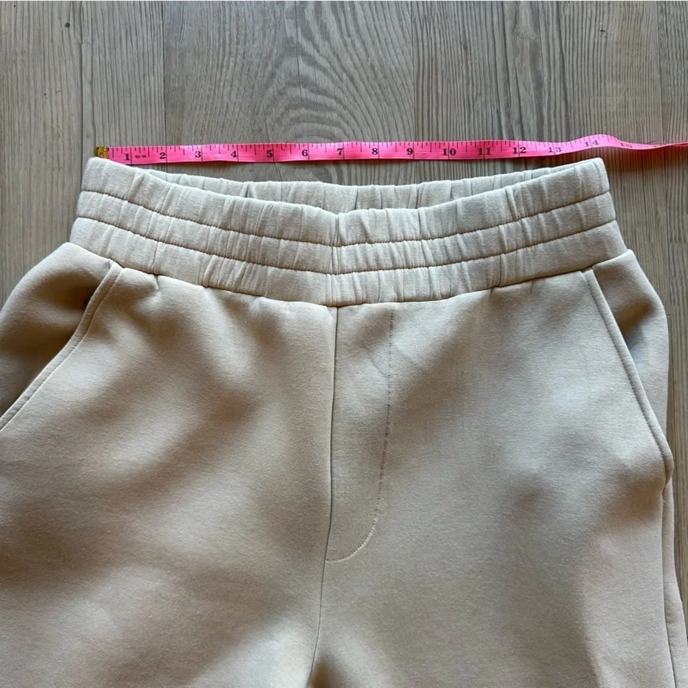 Leze the Label Kendal thick modal sweatpant size Large beige pant women’s L - Picture 4 of 7